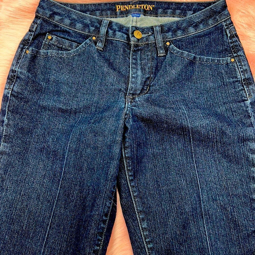 Pendleton dark wash denim skinny leg size 6 jeans